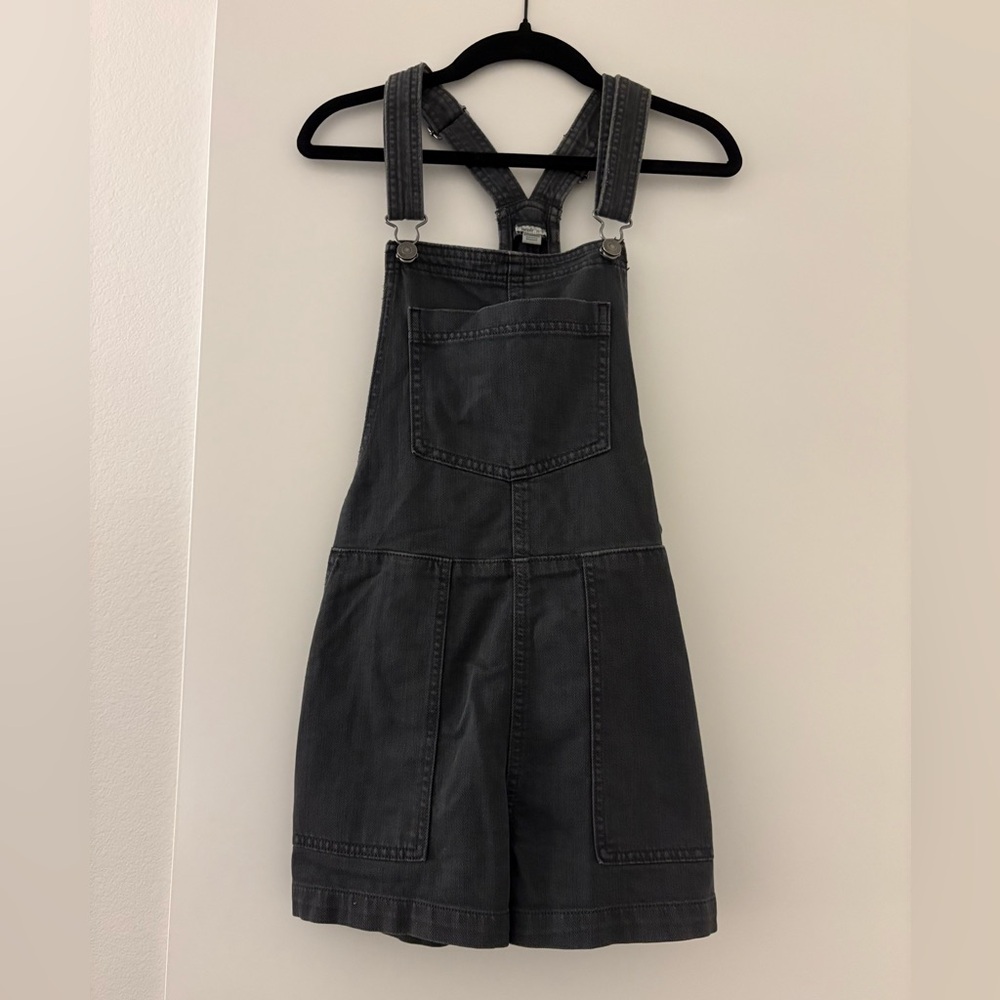 Aerie overall shorts